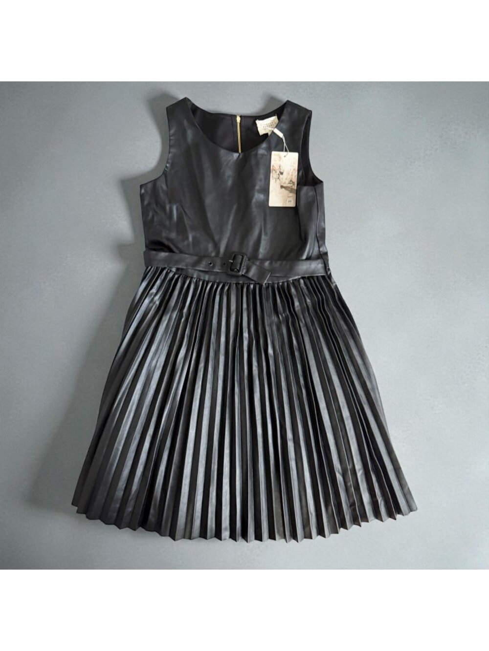 HANNAH BANANA By Sara Sara Girls Black Leatherette Pleated Dress Size 16 NEW NWT